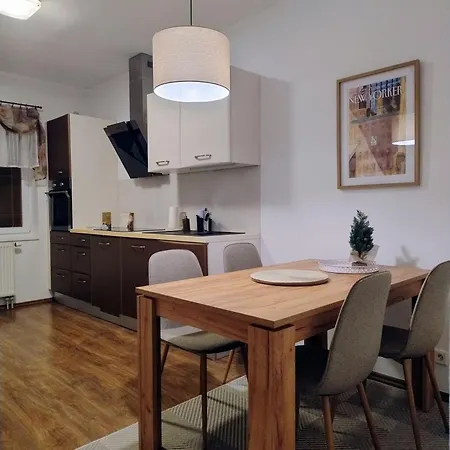 Carla Apartament