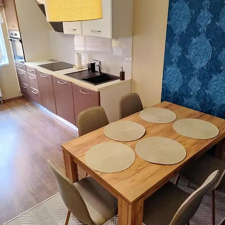 Carla Apartment